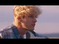 Machine Gun Kelly ft. blackbear - my ex's best friend (Official Music Video)