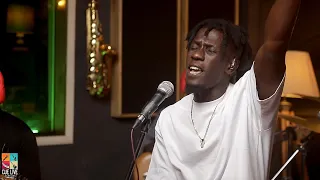 king paluta aseda live performance 