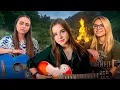 Download Lagu ТРИО СТРИМ У КОСТРА  🔥 ДЕВОЧКИ ПОЮТ В 3 ГИТАРЫ 🎸🎸🎸