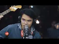 Lola Amour performs "dahan-dahan" (extended version) LIVE on Wish 107.5 Bus