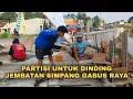 Lagu PEMASANGAN PARTISI DINDING PENGAMAN JEMBATAN SIMPANG GABUS RAYA