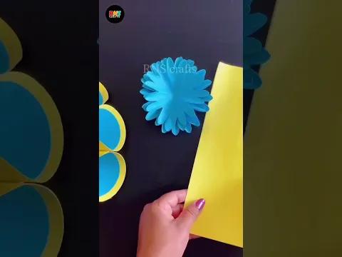 Beautiful and Easy Paper Wall hanging / #diy #shorts  #decor