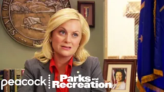 Parks and Recreation Pilot Episode Highlight