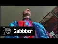Download Lagu 'Ik wil ze allemaal vastpakken! | Man bijt hond