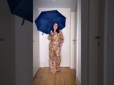 ☂️✨🥂 #contentcreator #videoediting #transition #transitionvideo #ootd #ugc #style