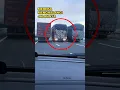 Download Lagu Supir truk menolong di jalan tol