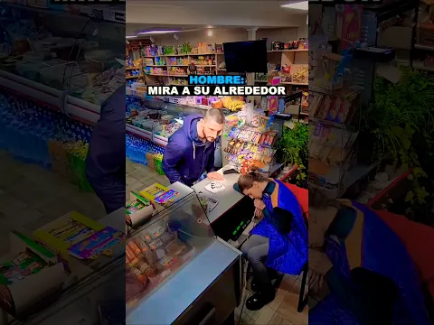No quisieron despertar al cajero que estaba durmiendo ❤️‍🩹