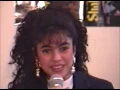 Download Lagu Nuevo video de Shakira niña con 13 años cantando MAGIA