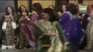 HD مبارك عليچ العيد يا بلادي مبارك حفل وزارة التربية الكويت ثانوية الروضة بنات 