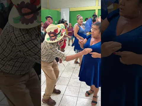 El profesor le quiere dar un mensaje