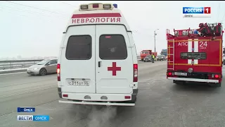 Изморозь и гололёд сегодня спровоцировали страшную аварию