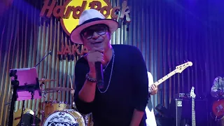 trash suede cover by goss 