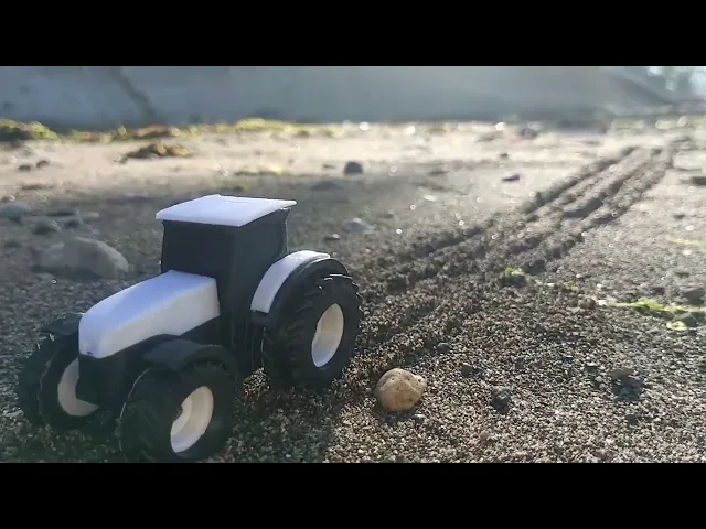 Tractor New Holland video thumbnail