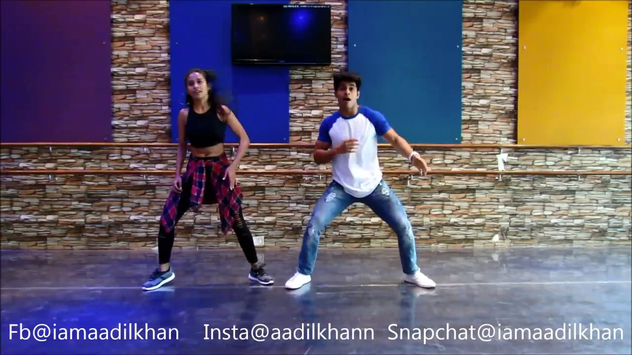 Tu cheez badi hai mast | machine |bollywood | easy dance |zumba fitness | aadil khan