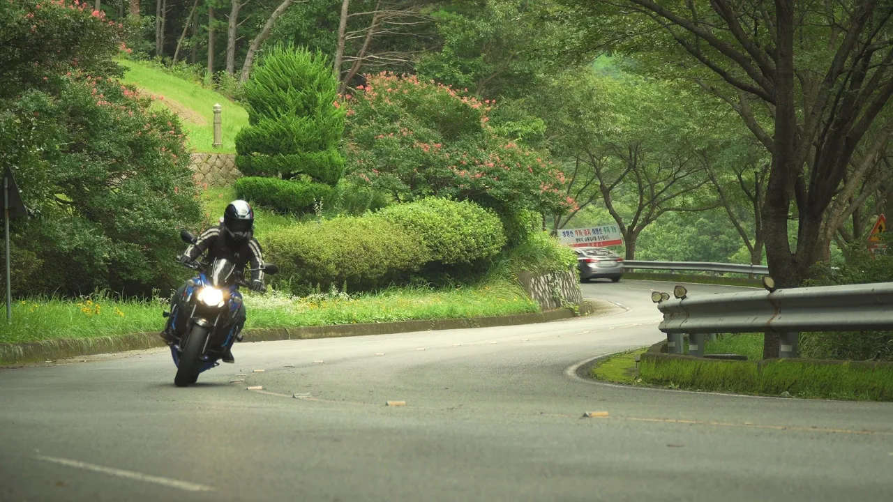 우중 라이딩으로 마무리한 바이크 여행 / 홍룡폭포 / 오토바이 여행 / GSX-S750 / 4K영상 썸네일