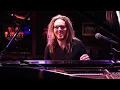 Tim Minchin Sings "When I Grow Up"