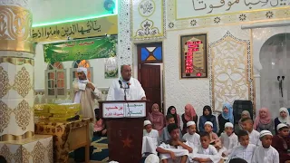 مدير الشؤون الدينية و الاوقاف لولاية ام البواقي بمسجد السلام يوم حفل اختتام السنة القرآنية 