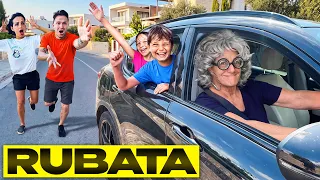SHOCK: MAMMA MARTINA SCOPRE CHE NONNA PINA HA RUBATO LA NOSTRA NUOVA MACCHINA!
