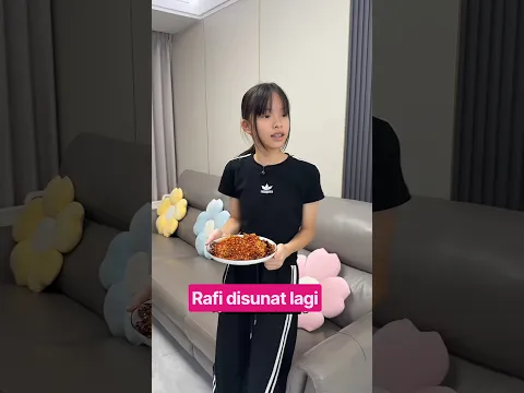 Rafi disunat dan Selline membuatkan ayam krispi untuknya #shorts #videolucu #dubbing #videokocak