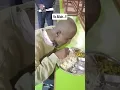 Download Lagu Perhatikan tangannya, makanan terakhir