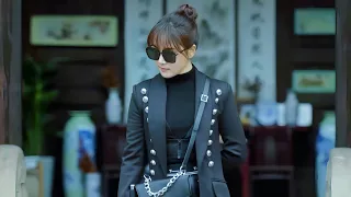 بنت فقيره وباين عليها كيوت بتضرب شاب غني ومغرور فبيقرر يعيش فبيتها وبياخد غرفتها وبيشغلها عنده خادمه 