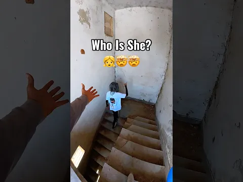 What Should I Do?? 😭😭 #viral #horror #pop #witch #shortsfeed #shorts