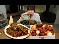 Download Lagu 간단하게 만들어본 오이소박이와 짜장면 먹방😋맥시칸 순살 닭강정까지 꿀조합 MUKBANG