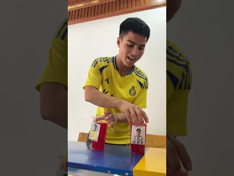 Messi chia sẻ đồ uống cho mọi người  #funny