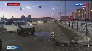 Гололёд стал причиной сразу нескольких серьёзных аварий на трассах и дорогах Омска