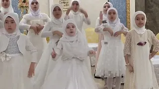 ولنقرأ ولنرتقي من أجمل أناشيد حفل تكريم الحفظة البررة دندنها