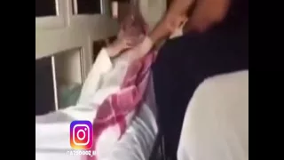 الشايب مأكل سته فياجرا  كله من أمك هههههه دندنها