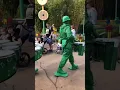 This Is How Some Disney Cast Members Are Allowed To Be Mean To Guests