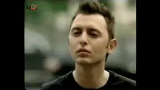 بتنسيني  حياتي دندنها