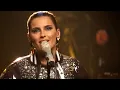 Nelly Furtado - Maneater (AOL Sessions)
