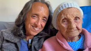 EU FAÇO UMA REZA PRA PESSOA IR EMBORA - DONA DITINHA - BRAZÓPOLIS MG