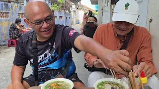 Bánh Canh Bột Gạo 30 năm núp hẻm Phương Sài Nha Trang mà sáng nào cũng không có chỗ ngồi !!!