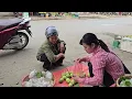 Tu Yen had given Hoang the first gift of his life — an unexpected joy that touched his heart.