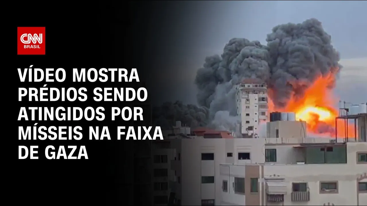 Vídeo mostra prédios sendo atingidos por mísseis na Faixa de Gaza | AGORA CNN