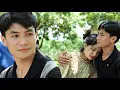 Download Lagu Truong probeerde niet te huilen toen hij afscheid nam, maar de tranen vielen..