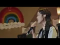 Download Lagu IU - KNEES 4K (The Golden Hour Concert)