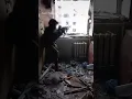 Download Lagu Ukrainian soldier narrowly avoids flying bullet