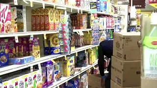 Kroger to buy grocer Giant Eagle as competition heats up