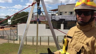 Retirada de vitimas em ribanceira com a utilização do tripé