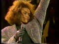Download Lagu WHITNEY HOUSTON 'I Wanna Dance With Somebody' LIVE Wembley Stadium 1988