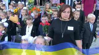 Перший дзвоник Школа ліцей 2 Рівне 