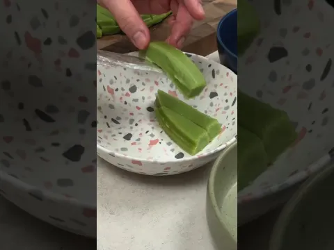 Emang paling nikmat makan yang dingin dingin kaya gini buat berbuka.
