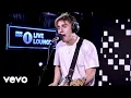 Download Lagu Sam Fender - Break Up With Your Girlfriend, I'm Bored in the Live Lounge