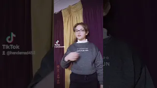 في حد ساعات بيكون جنبك ومبتشفهوش  في حد ساعات بيكون جنبك ومبتشفهوش