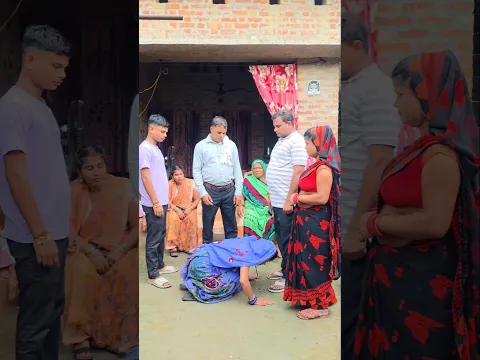 बहू ने भाई के पैर पर क्यों रंगडी नाक gudiya ki #bahu #bahu #gayeholud #bhawani #banji #bantha