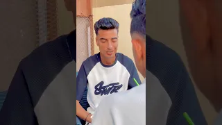 أنا اه بقعد معاكو بس سري معاه 